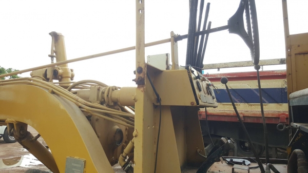 ขายตามสภาพ รถเกรด WABCO เครื่องพังเสื้อสูบทะลุ เกียร์ดี ระบบไฮดรอริคครบ เอกสารใบซื้อขาย ราคาต่อรองได้