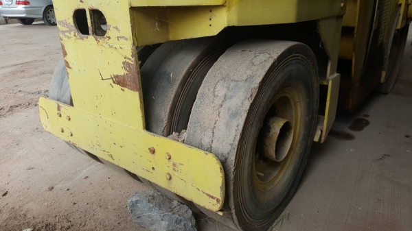 ขาย รถบด ขนาด 3.5 ตัน ล้อเหล็กหน้า-ยางหลัง เอวอ่อน รถขับใช้งานได้ เอกสารใบซื้อขาย