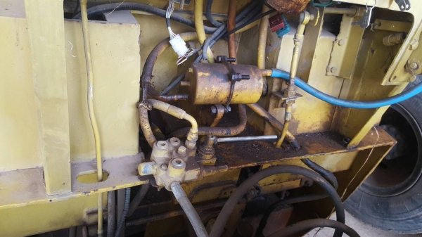 ขาย รถบด ขนาด 3.5 ตัน ล้อเหล็กหน้า-ยางหลัง เอวอ่อน รถขับใช้งานได้ เอกสารใบซื้อขาย