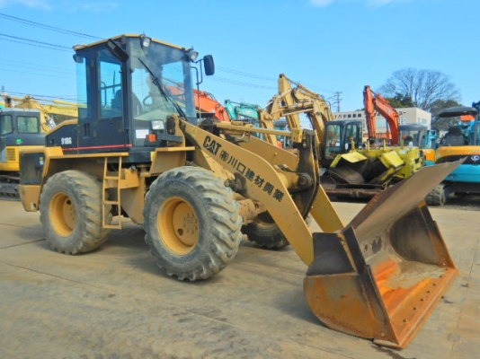 ขายรถตักล้อยาง CAT 910G นำเข้าเองจากญี่ปุ่น สภาพสวยพร้อมใช้ ถึงเร็วๆนี้ครับ