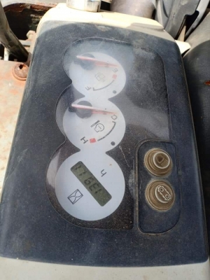 ขายจ้า..KOMATSU PC30MR-2 เก่านอกแท้ มีลายแย๊ก ใช้งานมาน้อย พร้อมใช้ โทร 089-3818694 จ๊อย ขายจ้า..KOMATSU PC30MR-2 เก่านอกแท้ มีลายแย๊ก ใช้งานมาน้อย พร้อมใช้ โทร 089-3818694 จ๊อย