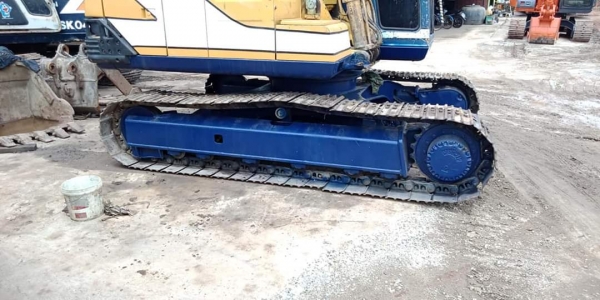 ขายจ้า..KOBELCO SK120-1 มาร์คทรี เก่าในสภาพดี ไฟฟ้าครบ พร้อมใช้ โทร 089-3818694 จ๊อย ขายจ้า..KOBELCO SK120-1 มาร์คทรี เก่าในสภาพดี ไฟฟ้าครบ พร้อมใช้ โทร 089-3818694 จ๊อย