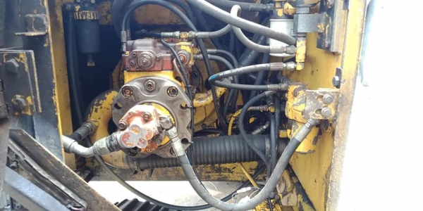 ขายจ้า..KOBELCO SK120-1 มาร์คทรี เก่าในสภาพดี ไฟฟ้าครบ พร้อมใช้ โทร 089-3818694 จ๊อย ขายจ้า..KOBELCO SK120-1 มาร์คทรี เก่าในสภาพดี ไฟฟ้าครบ พร้อมใช้ โทร 089-3818694 จ๊อย