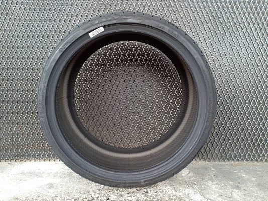 TOYO PROXES SPORT 255/30ZR19 ยางปี19 เส้นละ 10,700 บาท