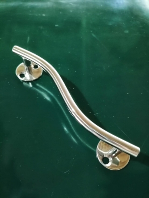 มือจับแสตนเลสตัวเอส เกรด 304  พร้อมสกรู