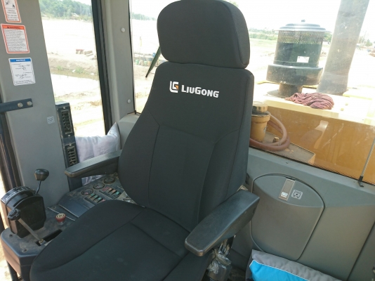 รถเกรดเดอร์