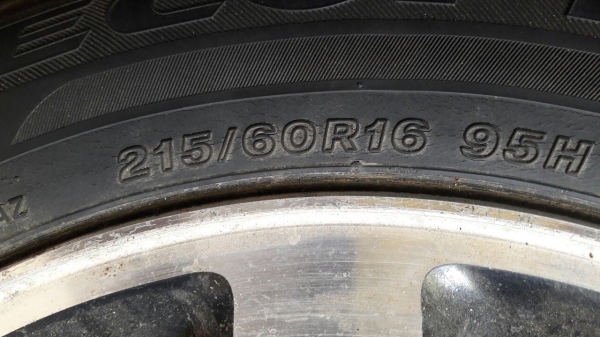 ล้อเดิม6รู สีพอได้กลึงหน้าเงาขอบ16  แถมยางปี13 ชุด2,900บ.