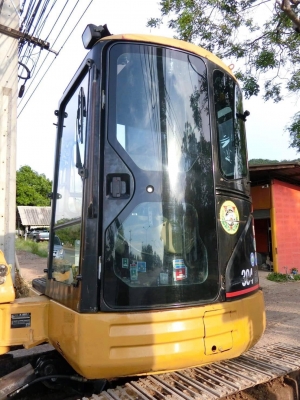 ยี่ห้อ CAT 304CR ขนาดPC40 ตู้เก๋ง <มีVDOให้ชม>รถเก่านอกมีเอกสารอินวอย มีแอร์นอก☎️ติดต่อ 085-5632278 (ราคาต่อรองได้)