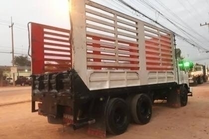 ขาย Hino 10 ล้อ (F18 เพลาเดียว) เครื่อง 185 แรง แอร์ พาวเวอร์ กระบะยาว 6 ม. ราคา 435,000 บาท ติดต่อ ขาย Hino 10 ล้อ (F18 เพลาเดียว) เครื่อง 185 แรง แอร์ พาวเวอร์ กระบะยาว 6 ม. ราคา 435,000 บาท ติดต่อ