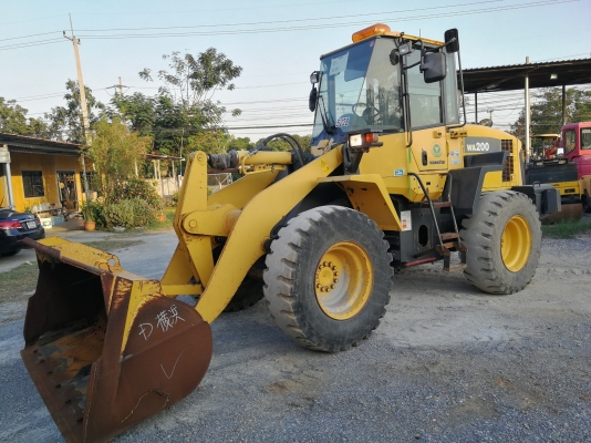 ขาย KOMATSU WA200-6 นำเข้าจากญี่ปุ่น โทร&bull;090-986-2521 อ๊อบ