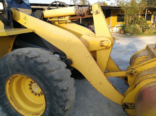 ขาย KOMATSU WA200-6 นำเข้าจากญี่ปุ่น โทร&bull;090-986-2521 อ๊อบ