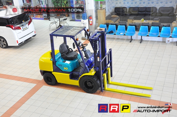 ขายรถโฟล์คลิฟท์มือสอง KOMATSU รุ่น FG30C-12-546366 นำเข้าจากประเทศญี่ปุ่น 100\% ไม่เคยใช้งานในไทย