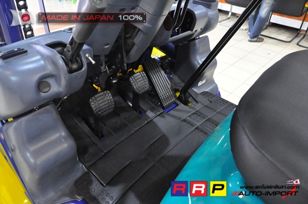 ขายรถโฟล์คลิฟท์มือสอง KOMATSU รุ่น FG30C-12-546366 นำเข้าจากประเทศญี่ปุ่น 100\% ไม่เคยใช้งานในไทย