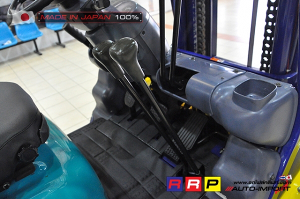 ขายรถโฟล์คลิฟท์มือสอง KOMATSU รุ่น FG30C-12-546366 นำเข้าจากประเทศญี่ปุ่น 100\% ไม่เคยใช้งานในไทย