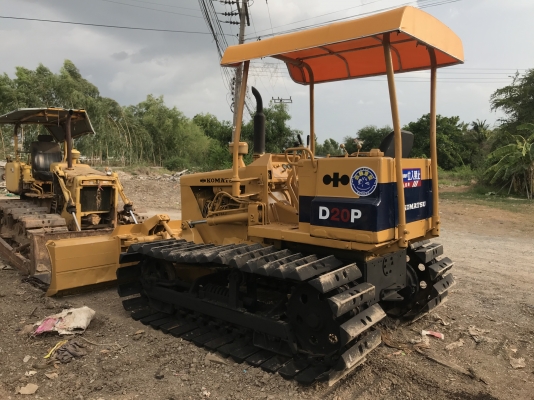 ขายรถแทร็กเตอร์ D2-5P ใช้งานปกติ เชคระบบแล้ว โทร0616613023แพรว