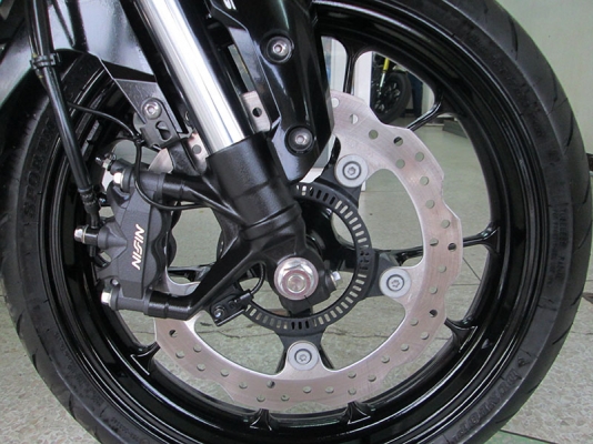 สด-ผ่อน (โอนฟรี) ขาย Honda CB 150 R ตัว TOP มี ABS ไมล์แท้ 1236 กม ปี 2018 สภาพป้ายแดงสวยเดิมๆ