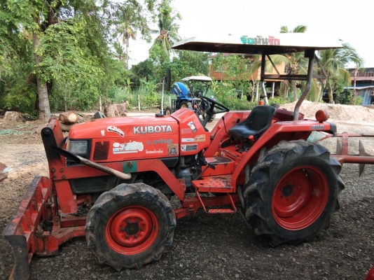 3408 แรงสวยๆๆ เครื่องดี ระบบไฮโดรลิคสมบูรณ์ อุปกรณ์ 2รายการ ดันหน้า พาลหลังสวย