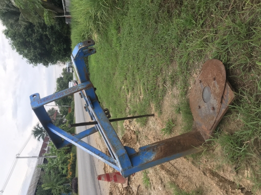 หางขุดมันรถไถฟอร์ดปรับซ้ายขวาได้.สนใจโทร086-9354651