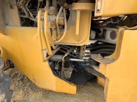 ขาย 385,000 รถตักล้อยาง CATTERPiLAR  924F  รถอยู่  นครปฐม โทร 0610710295  สนใจ รายการสินค้า อื่นๆ ที่ เว็ปไชค์ Truck2Hand https://www.truck2hand.com/index.php?actions=content/search&amp;member_id=136193  Facebook ส่วนตัวทัก Http://www.facebook.com/ToRoiet