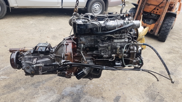 ขายเครื่องยนต์อีซุซุ100แรงพร้อมเกียร์4BC2