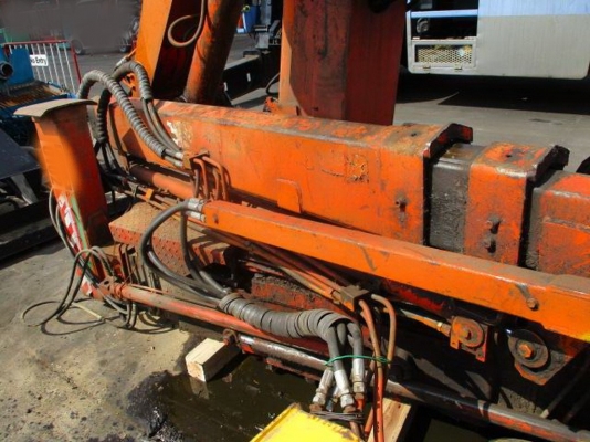 ขายเครน เฮียบพับ 4.75 ตัน+บุ้งกี้ นำเข้า 195000 บาท โทร084-5424150 line id : rapinzat