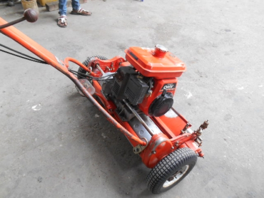 รถตัดหญ้ากรีน tsuchiya พร้อมใช้งาน รถตัดหญ้ากรีน tsuchiya พร้อมใช้งาน