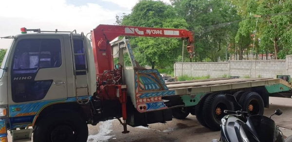 10ล้อ2เพาFF3Hเครื่องHO7D-195แรง พร้อมเครน3ตัน ซ่วงล่างเมก้า2เพา รถเครื่องดีคัชซีสวย เล่มเอกสารพร้อม ราคา650000฿ดูรถปากช่อง T0811336755 10ล้อ2เพาFF3Hเครื่องHO7D-195แรง พร้อมเครน3ตัน ซ่วงล่างเมก้า2เพา รถเครื่องดีคัชซีสวย เล่มเอกสารพร้อม ราคา650000฿ดูรถปากช่อง T0811336755