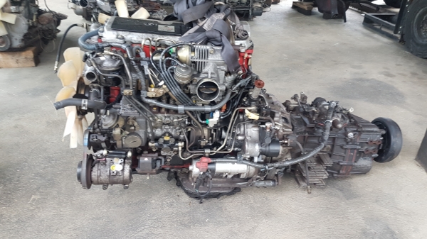 ขายเครื่องยนต์hino jo5cพร้อมเกียร์