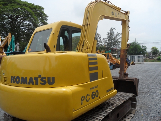 PC60-7 KOMATSU แถมตัวต่ออาร์ม (รถนอก นำเข้า ขายถูก)@895,000 รถขุดเก่านอก สถาพดีพร้อมใช้ เพิ่งนำเข้ามายังไม่เคยใช้งานในเมืองไทยเลย เครื่องดีปั้มเเรงพร้อมใช้ บูมอาร์มสวย ช่วงล่างดี เร็วแรง ไม่โหลดพร้อมใช้รถเดิมๆ เอกสารอินวอยสนใจคลิ๊ก ☎ 081-989-1989 หรั่งครั