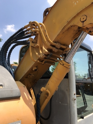 ขาย รถแม็คโคร KATO HD308US(ขนาด 6 ตัน)พร้อมใช้งาน นำเข้าเองจากประเทศญี่ปุ่น ติดต่อ 063-9316985 ID LINE : 0639316985 ครับ