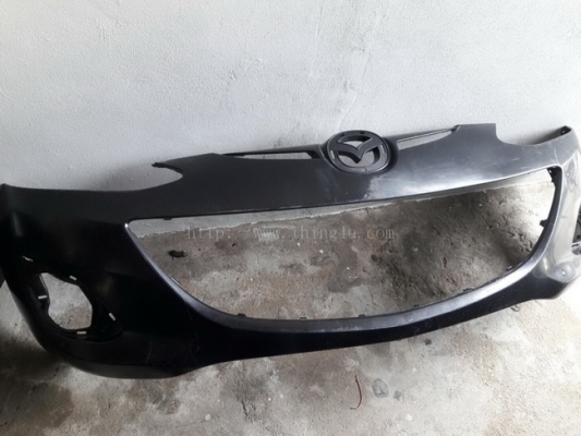 กันชนหน้า Mazda2 รุ่นGroove ของใหม่ เป็นพลาสติกงานดิบ