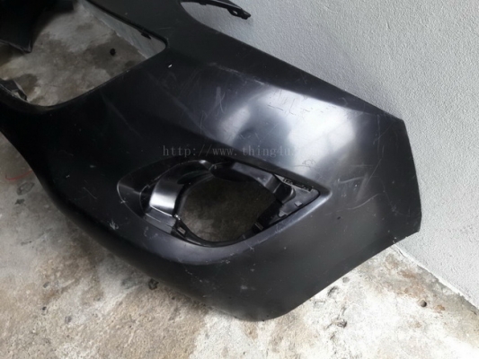 กันชนหน้า Mazda2 รุ่นGroove ของใหม่ เป็นพลาสติกงานดิบ