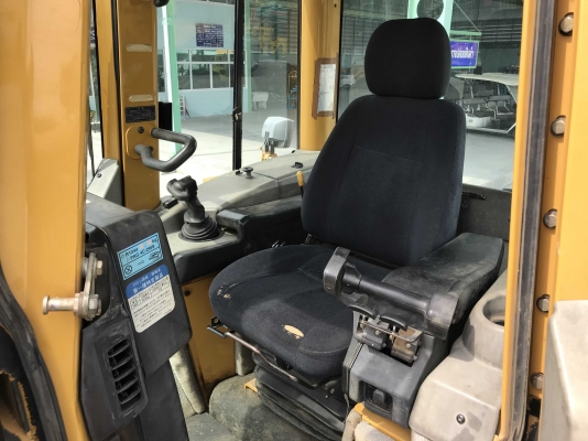 CAT D6N รถนำเข้าตรงจากญี่ปุ่น ใช้งาน 5 พันชั่วโมง สภาพสวยมาก ๆ ราคาไม่แพง