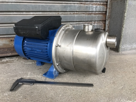 ขายปั๊มน้ำหัวปั๊มสแตนเลสแรงดันสูง Ebara 1.5HP. 220V ไฟบ้าน made in Italy มีระบบล่อน้ำในตัว สภาพสวย วิ่งนิ่มเดิมๆ พร้อมใช้งาน
