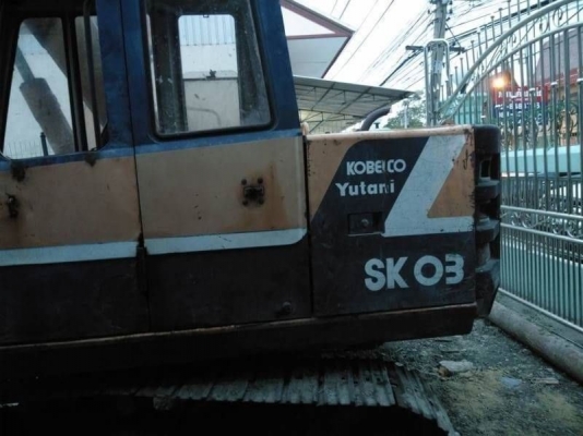 ขาย 395,000  KOBELCO SK60 MARK2 (บุ้งกี๋ + หัวเจาะ ) เครื่องดี ปั้มแรง โช่หนา เอวแน่น สภาพพร้อมใช้ เอกสารชื้อขาย รถอยู่  นครปฐม  090-772-3710 090-772-3708