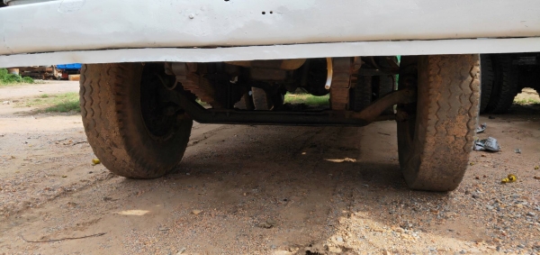 รถบรรทุกหัวยาว 10 ล้อเทเลอร์ ยี่ห้อ ISUZU 168 แรงม้า เครื่อง HINO EH700 หมายเลขยังไม่ลงเล่ม มีเลขให้ เครื่องดี ไม่หลวม รถบรรทุกหัวยาว 10 ล้อเทเลอร์ ยี่ห้อ ISUZU 168 แรงม้า เครื่อง HINO EH700 หมายเลขยังไม่ลงเล่ม มีเลขให้ เครื่องดี ไม่หลวม