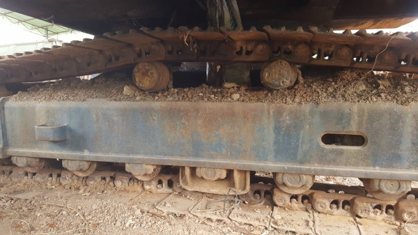 ขายตามสภาพ แบคโฮ KOBELCO 907 รถจอดไว้นานแล้ว เครื่องสตาร์ทติด ปั้มดี ช่วงล่างสวย เอกสารใบซื้อขาย