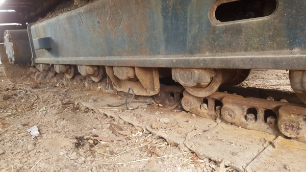 ขายตามสภาพ แบคโฮ KOBELCO 907 รถจอดไว้นานแล้ว เครื่องสตาร์ทติด ปั้มดี ช่วงล่างสวย เอกสารใบซื้อขาย