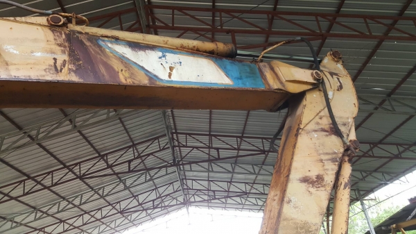 ขายตามสภาพ แบคโฮ KOBELCO 907 รถจอดไว้นานแล้ว เครื่องสตาร์ทติด ปั้มดี ช่วงล่างสวย เอกสารใบซื้อขาย