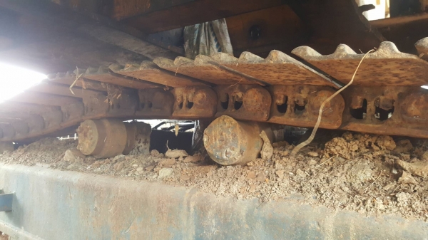 ขายตามสภาพ แบคโฮ KOBELCO 907 รถจอดไว้นานแล้ว เครื่องสตาร์ทติด ปั้มดี ช่วงล่างสวย เอกสารใบซื้อขาย