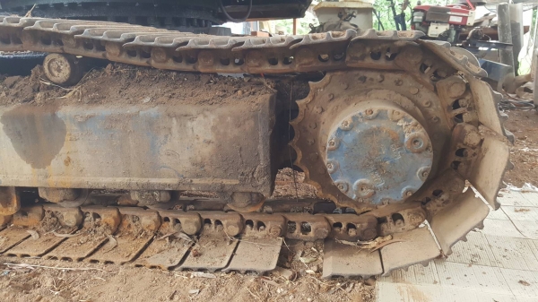 ขายตามสภาพ แบคโฮ KOBELCO 907 รถจอดไว้นานแล้ว เครื่องสตาร์ทติด ปั้มดี ช่วงล่างสวย เอกสารใบซื้อขาย