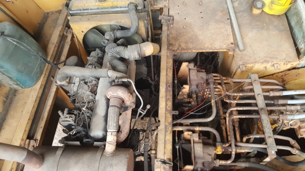 ขายตามสภาพ แบคโฮ KOBELCO 907 รถจอดไว้นานแล้ว เครื่องสตาร์ทติด ปั้มดี ช่วงล่างสวย เอกสารใบซื้อขาย