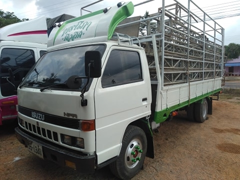 ลดราคับ 230000 มาจบเลยคับ ขายหกล้ออีซูซุ หัวกว้าง NPR 110 รถสวยพร้อมใช้งาน พวงมาลัยเพาเวอ  ระบบไฟเตือนหน้าปัดใช้ได้ทุกอย่าง