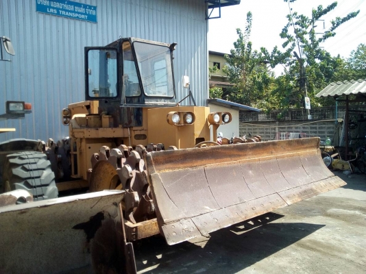 ATERPILLAR รุ่น 815 1983