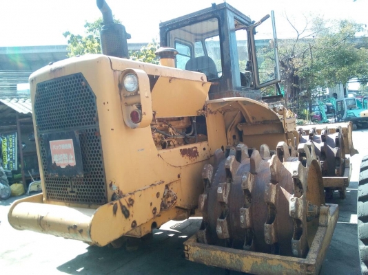 ATERPILLAR รุ่น 815 1983