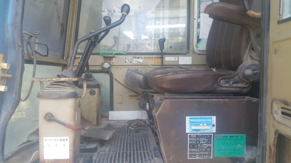 ขายแบคโฮ KOMATSU PC120-3 แอร์ เล่มทะเบียนพร้อม เก่าเก็บ สนใจโทร 081-970-1072 ขายแบคโฮ KOMATSU PC120-3 แอร์ เล่มทะเบียนพร้อม เก่าเก็บ สนใจโทร 081-970-1072