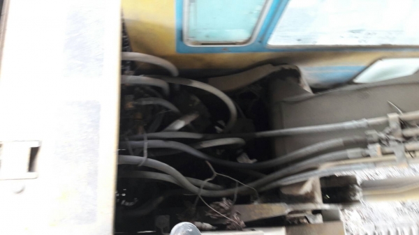ขายแบคโฮ KOMATSU PC120-3 แอร์ เล่มทะเบียนพร้อม เก่าเก็บ สนใจโทร 081-970-1072