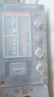 ขายแบคโฮ KOMATSU PC120-3 แอร์ เล่มทะเบียนพร้อม เก่าเก็บ สนใจโทร 081-970-1072