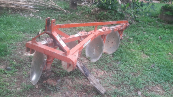 ขายผานบุกเบิก4ผานใส่45-50แรง