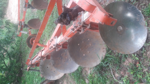 ขายผานบุกเบิก4ผานใส่45-50แรง